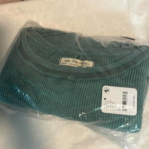 NWT We The Free Microphone Drop Thermal - Picture 11 of 14